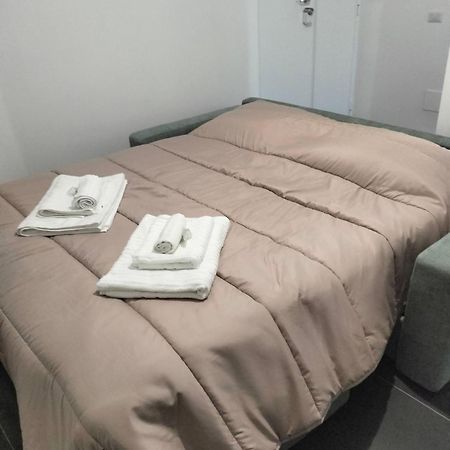 Azzurra Guest House Vaticano ローマ エクステリア 写真